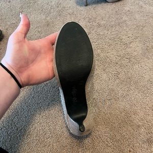 Goldish sparkle heels